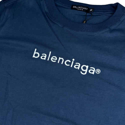 camiseta balenciaga