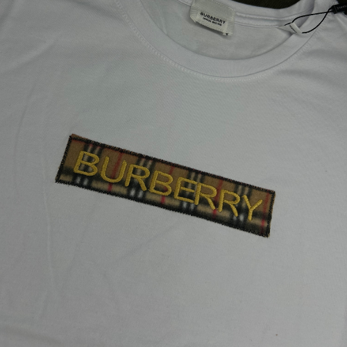 camiseta burberry