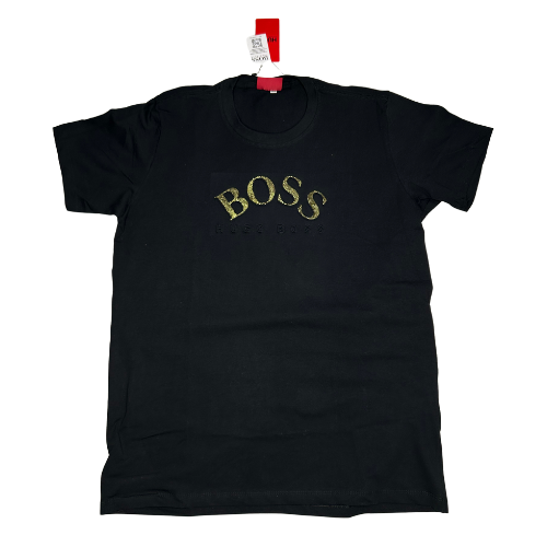 Camiseta boss letra dourada